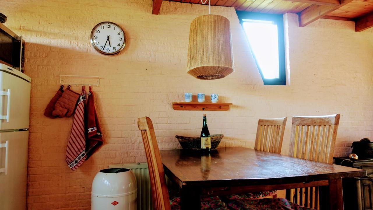 Oude-Tonge Holiday House Near Fishing Waters Экстерьер фото
